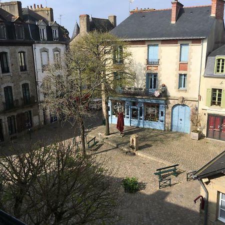 Appartement Situe Dans L'Hyper-Centre D'Auray Eksteriør bilde